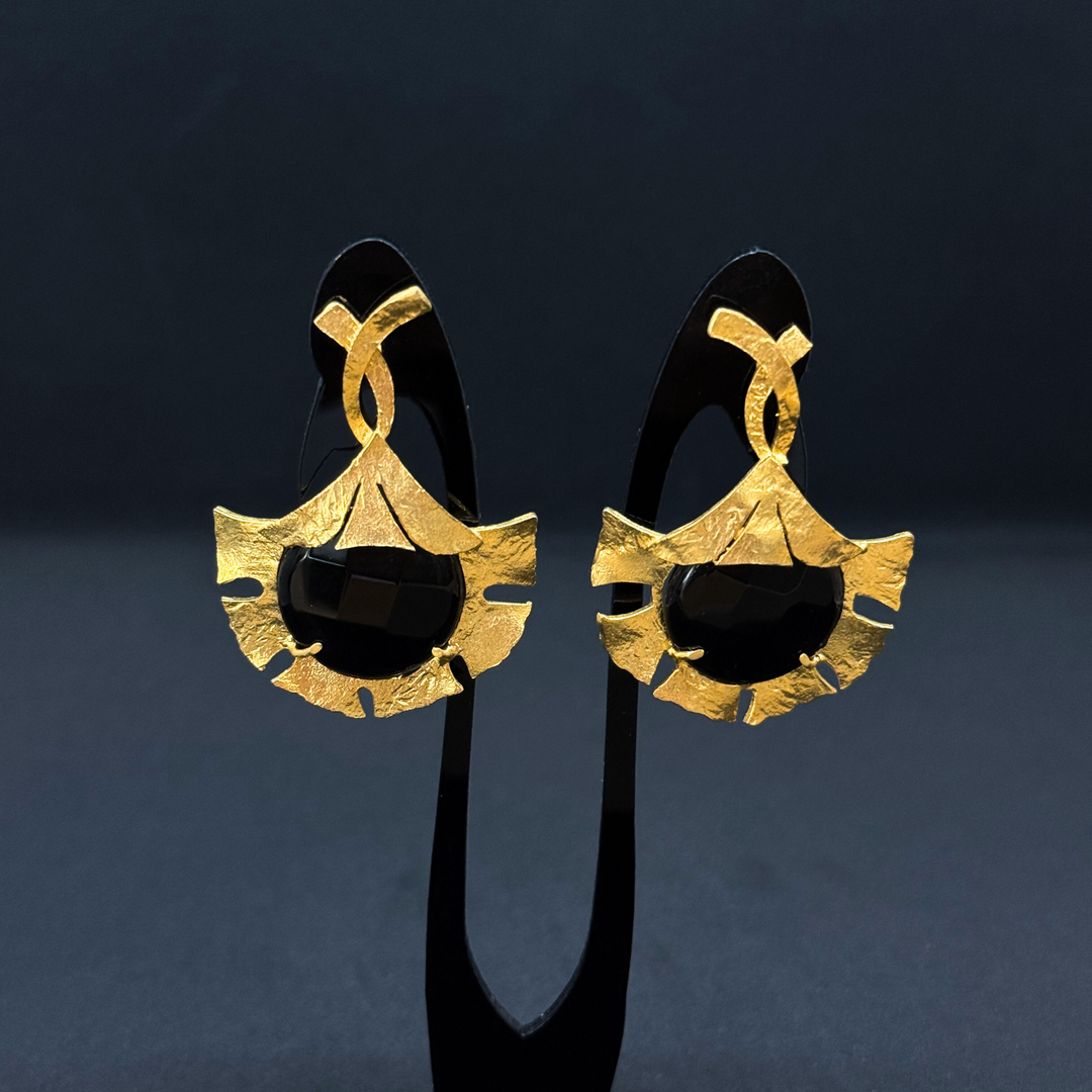 Dangling Half Sun Cone, Black Stone