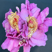 Palm Leaves with Pink, Orange Inner Stone