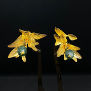 Downward Leaves Vine with Green Stone